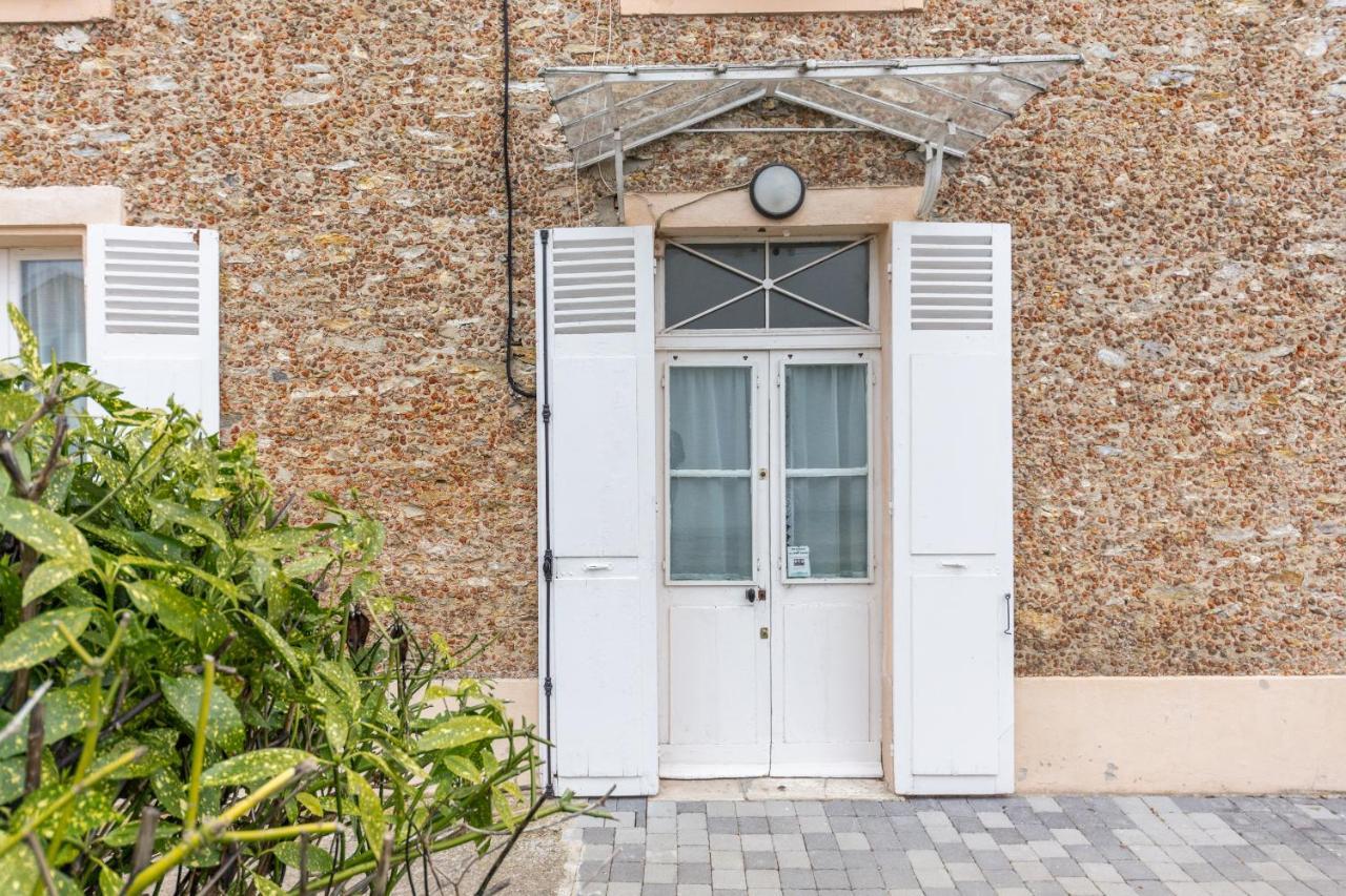 Paris A La Campagne-Parking Gratuit-Proche Versailles La Queue-les-Yvelines Εξωτερικό φωτογραφία